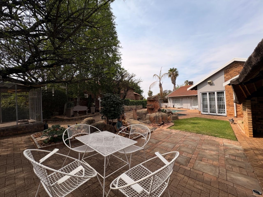 3 Bedroom Property for Sale in Wilkoppies North West